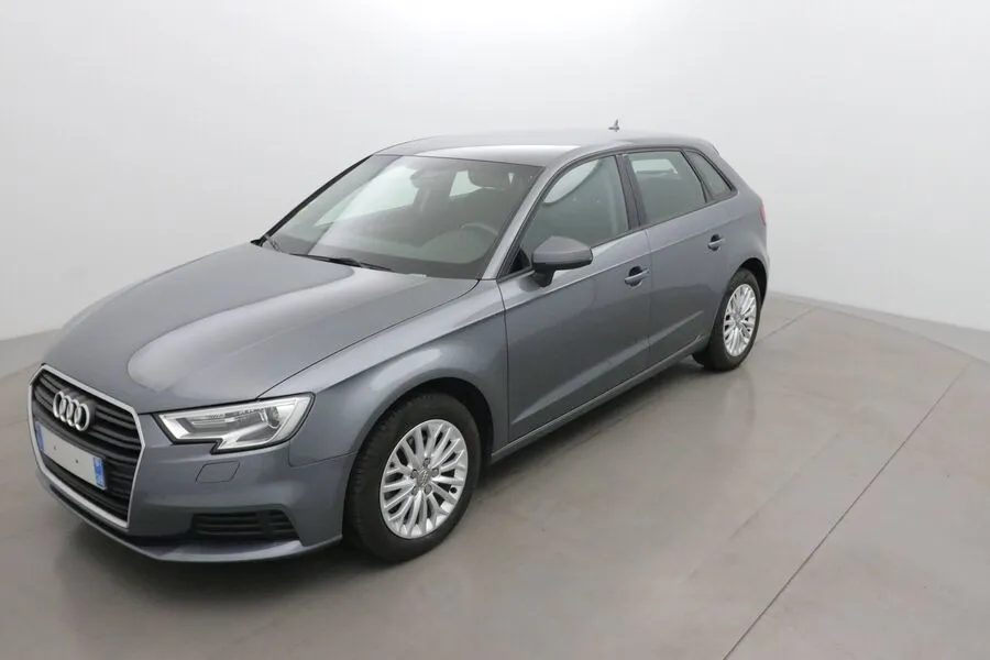 Audi A3 SPORTBACK 2.0 TDI 150 BUSINESS LINE S TRONIC 7 Image 2