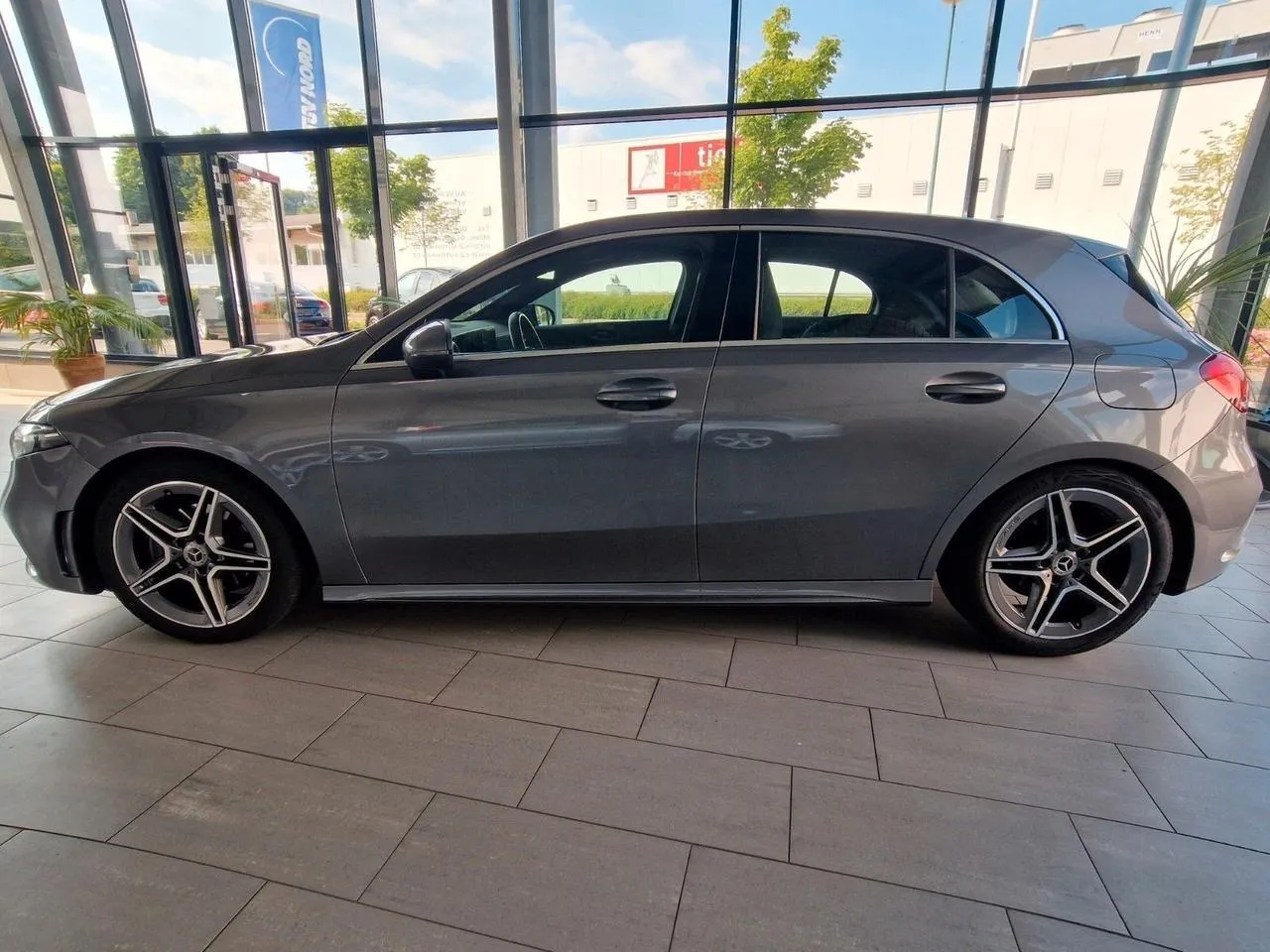 MERCEDES BENZ Classe A A 180 Automatic Premium Image 3