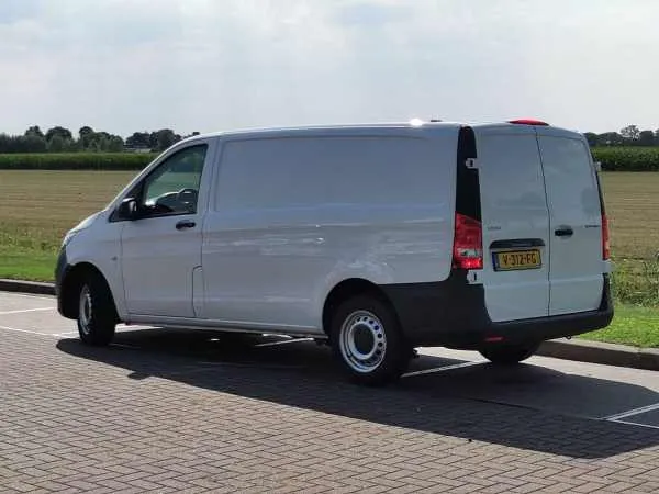 Mercedes-Benz Vito 111 CDI Image 5