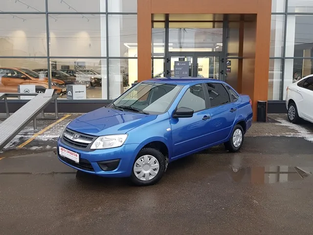 Lada Granta Image 1